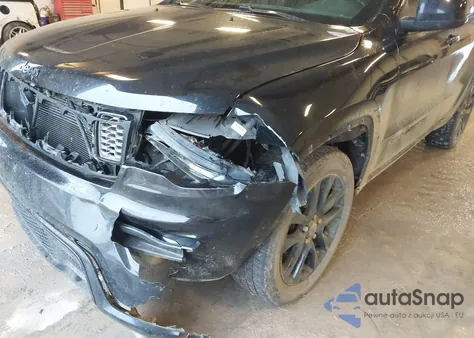 2017 Jeep Grand Cherokee Altitude 4X4 from USA, damaged, VIN 1C4RJFAG3HC925076